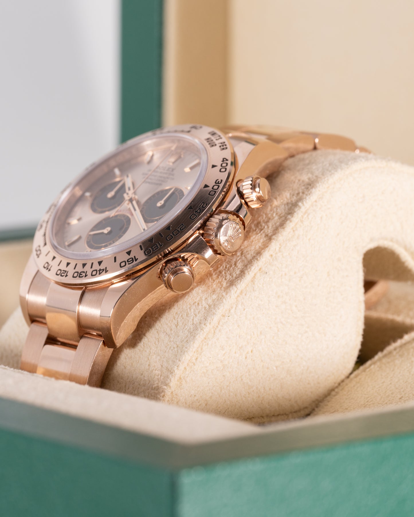 Rolex Cosmograph Daytona 40mm 126505 Rose Gold with Sunburst Dial 2024