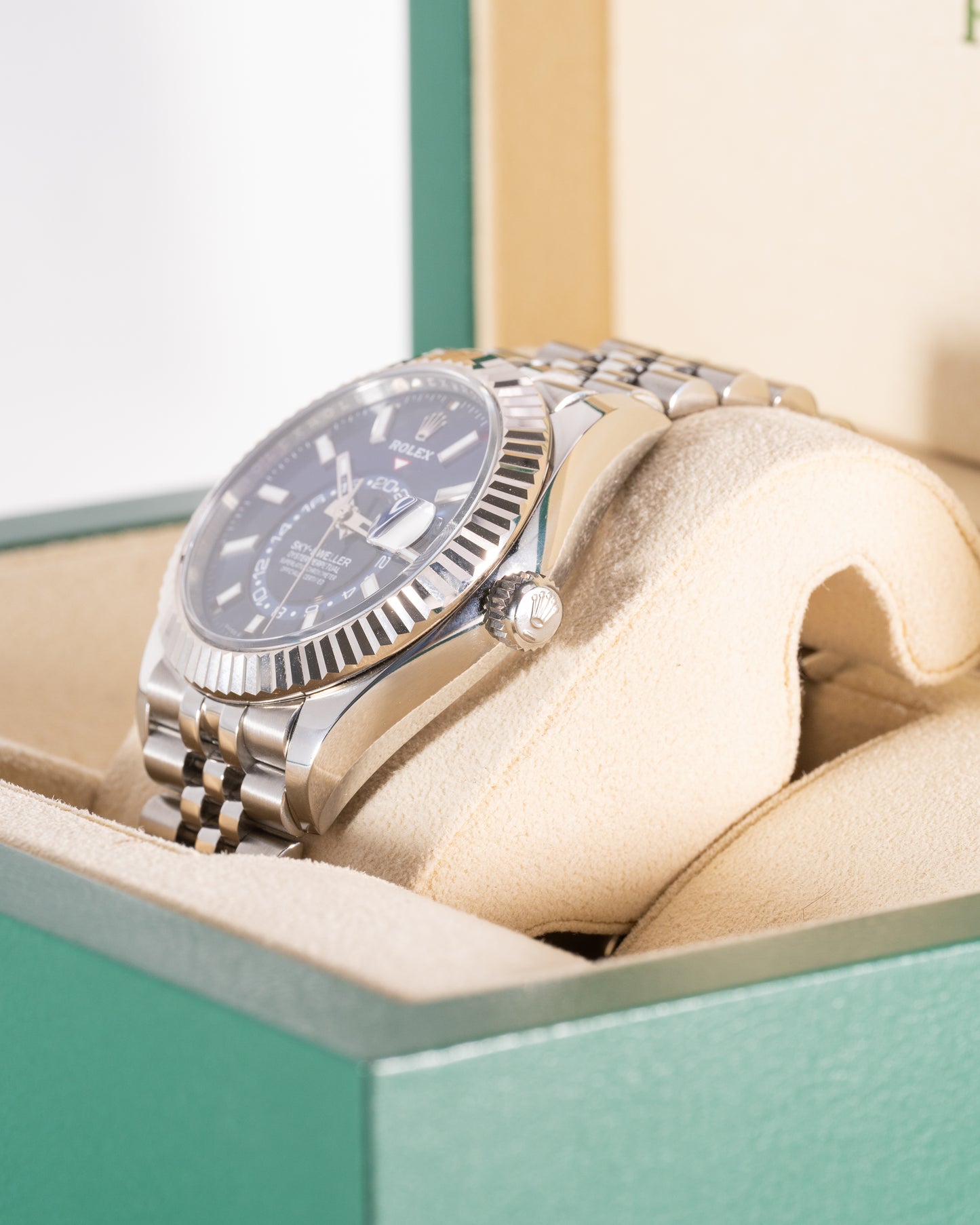 Rolex Sky-dweller 42mm 336934 Blue Dial on Jubilee 2023