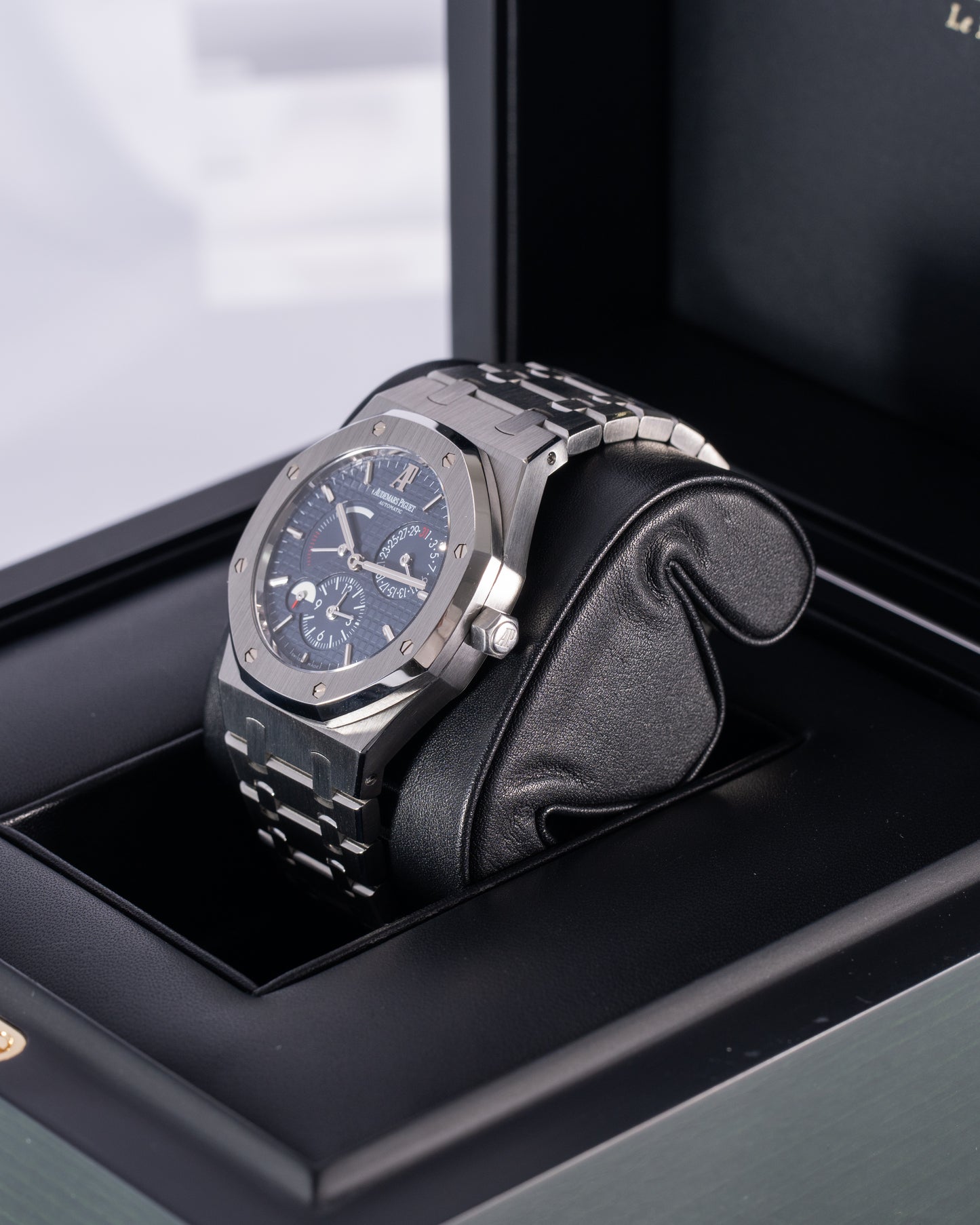 Audemars Piguet Royal Oak 39mm 26120ST.OO.1220ST.02 Dual Time Blue