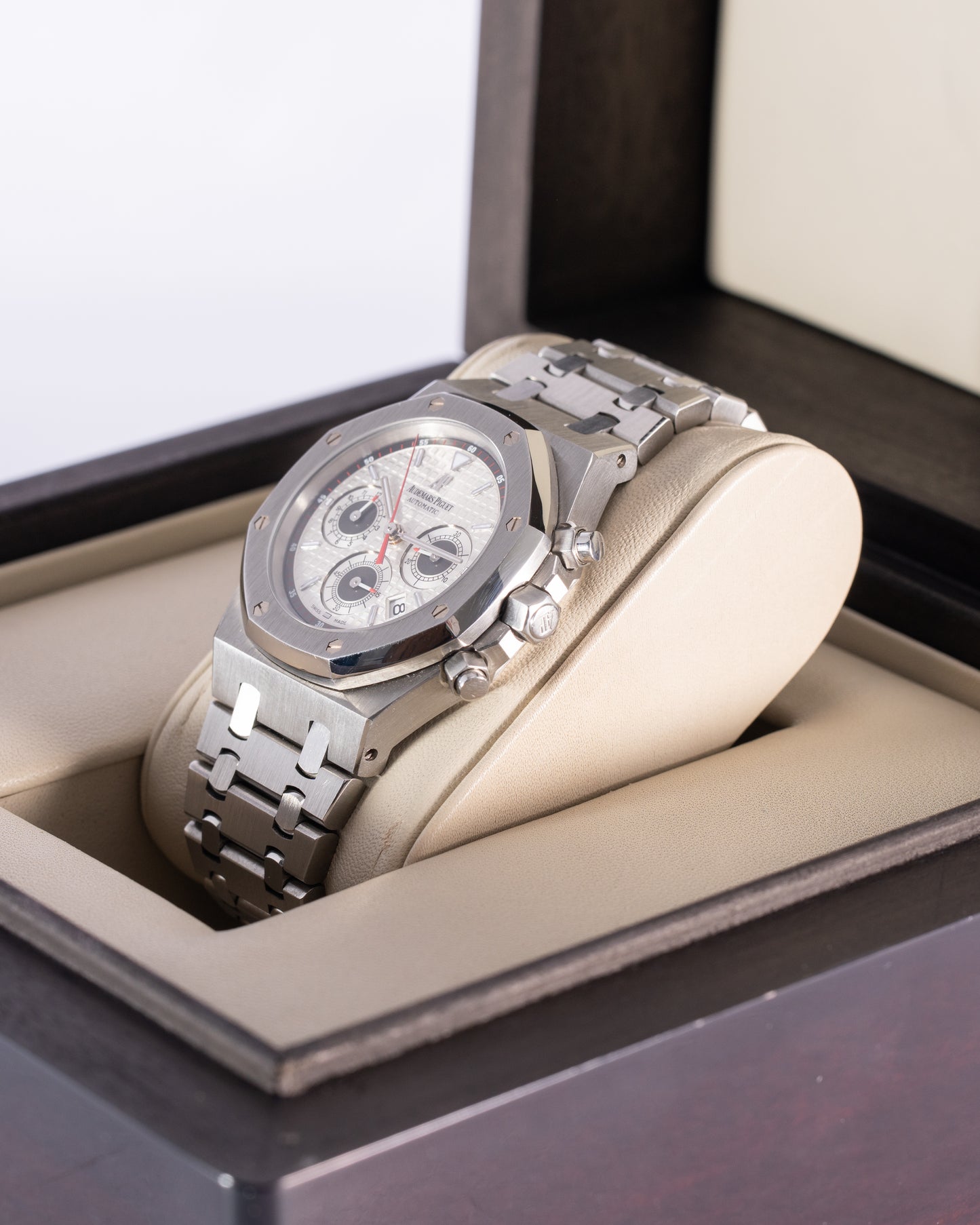 Audemars Piguet Royal Oak 39mm 26300ST.OO,1110ST.06 Panda Chronograph 2010