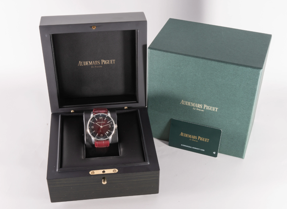 Audemars Piguet Code 11.59 41mm 15210BC.OO.A068CR.01 Red Ombre on White Gold Red